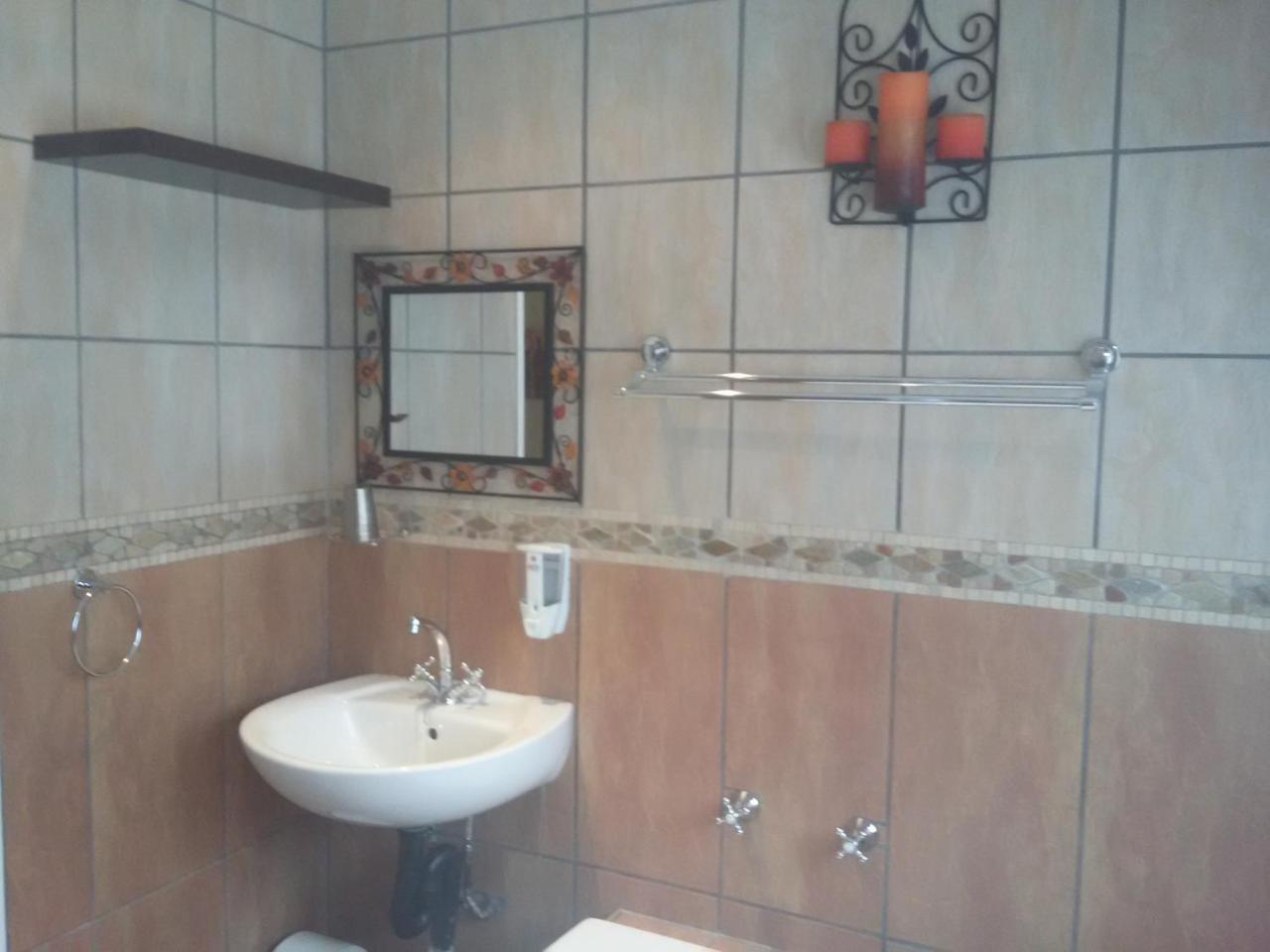 Sonyador Guesthouse Боксбург Екстериор снимка